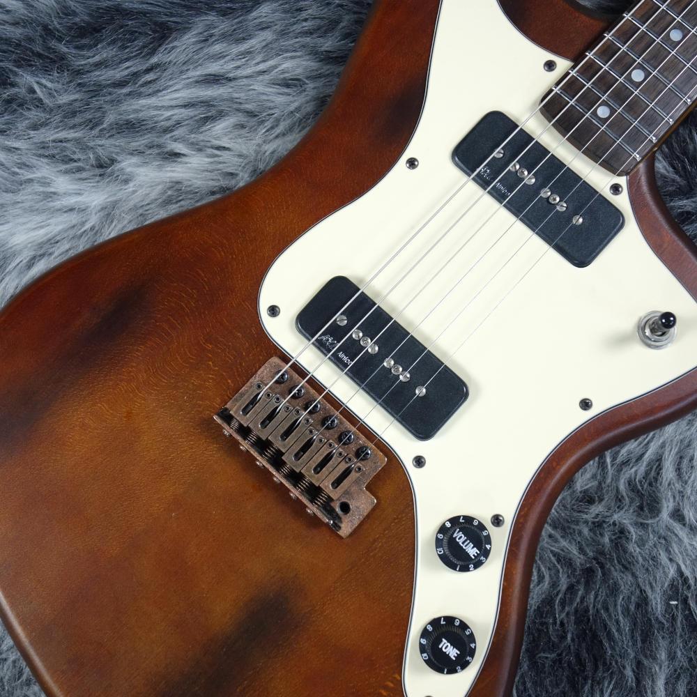 美品 AXL GUITARS アクセルギター AL-820-BR ブラウン AZ-820 Brown AXL Guitars エレクトリックギター ジャズマスタータイプ