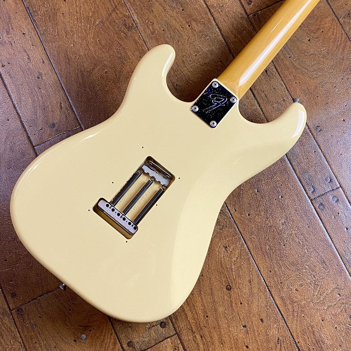 ST68-185YM YWH Yngwie Malmsteen Model Fender Japan エレクトリック