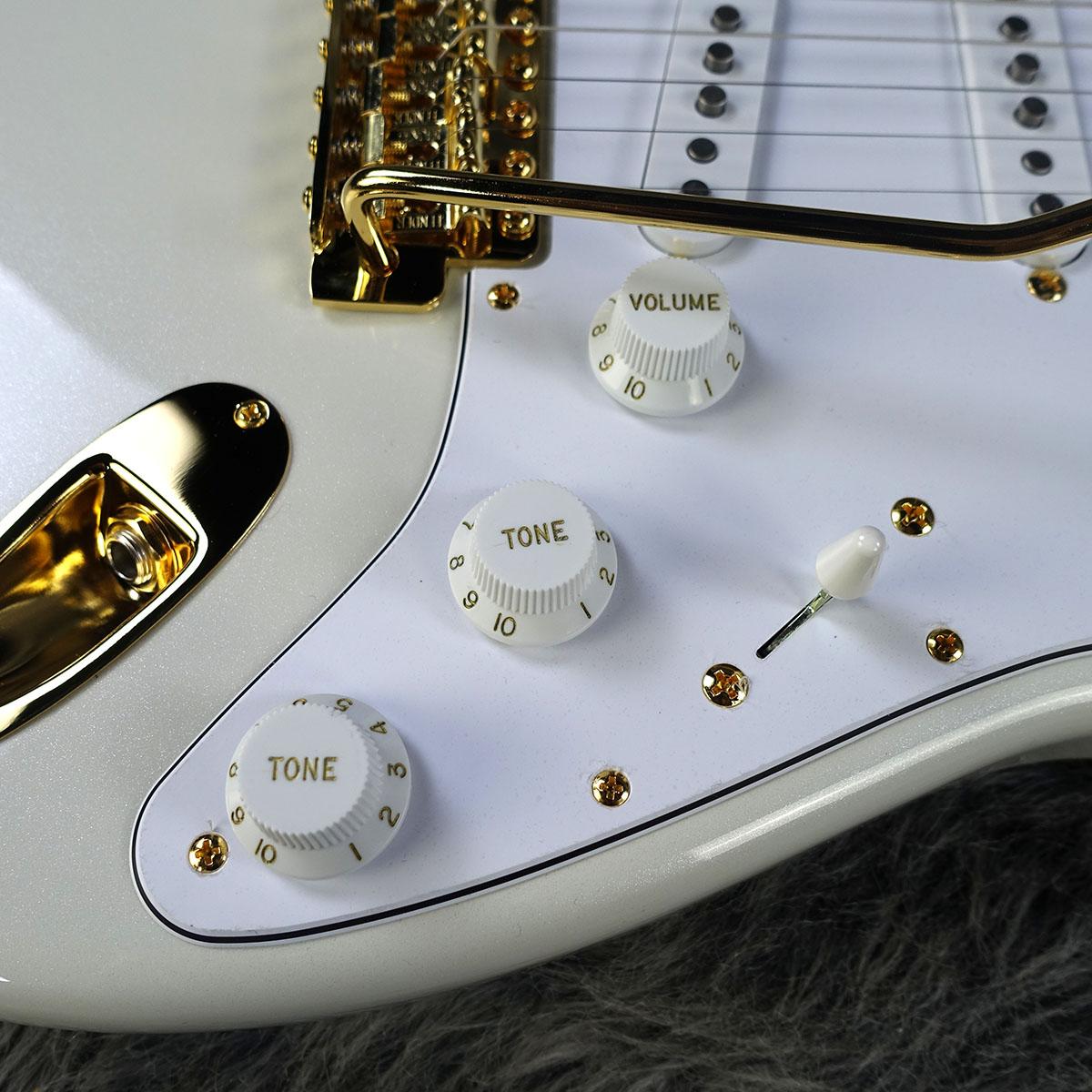 Made in Japan Traditional 2025 Collection 60s Stratocaster White
