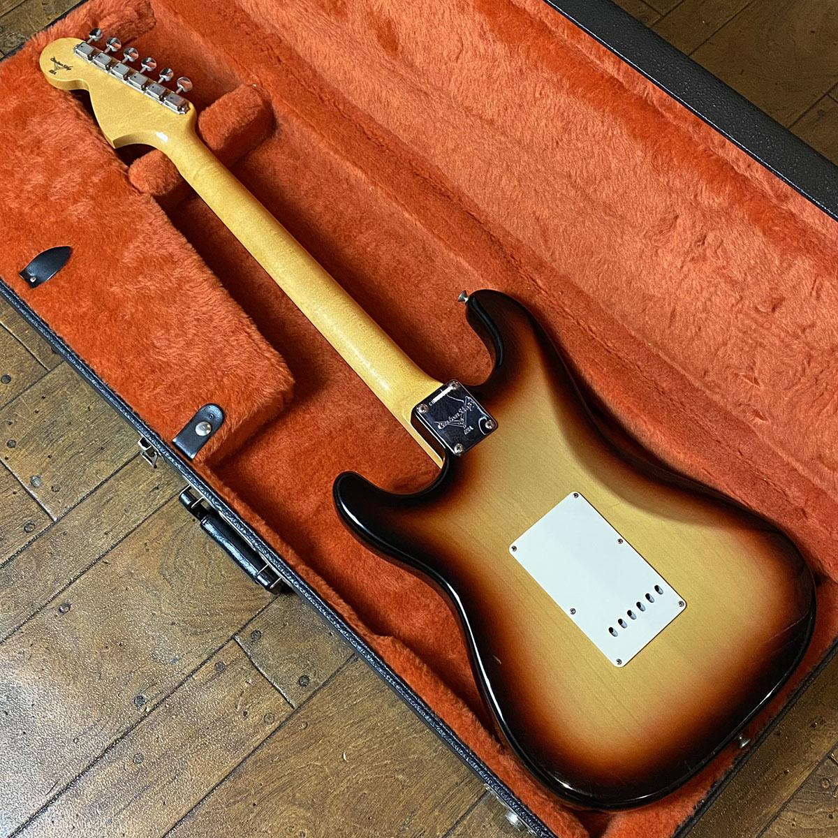 Fender Custom Shop Master Grade Series 1966 Stratocaster 3 ...