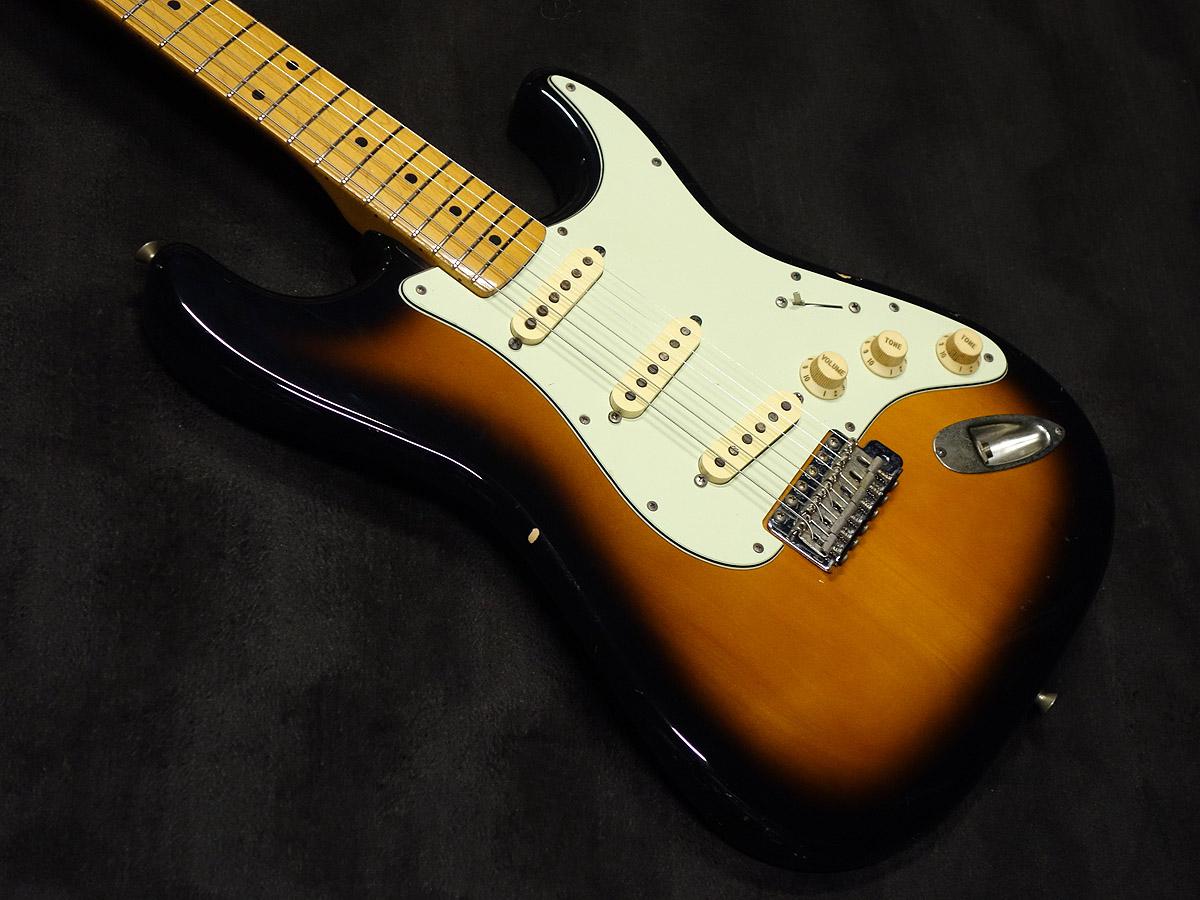 Fender Japan ST54-RV Custom Edition <フェンダージャパン>｜平野楽器