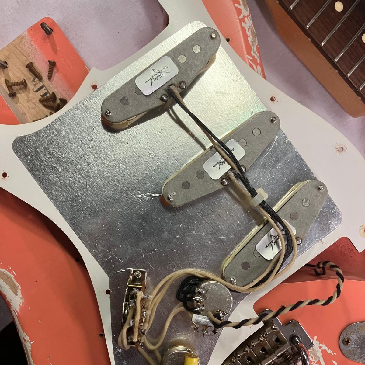 MJT ST Type コンポーネント Shell Pink｜平野楽器 ロッキン