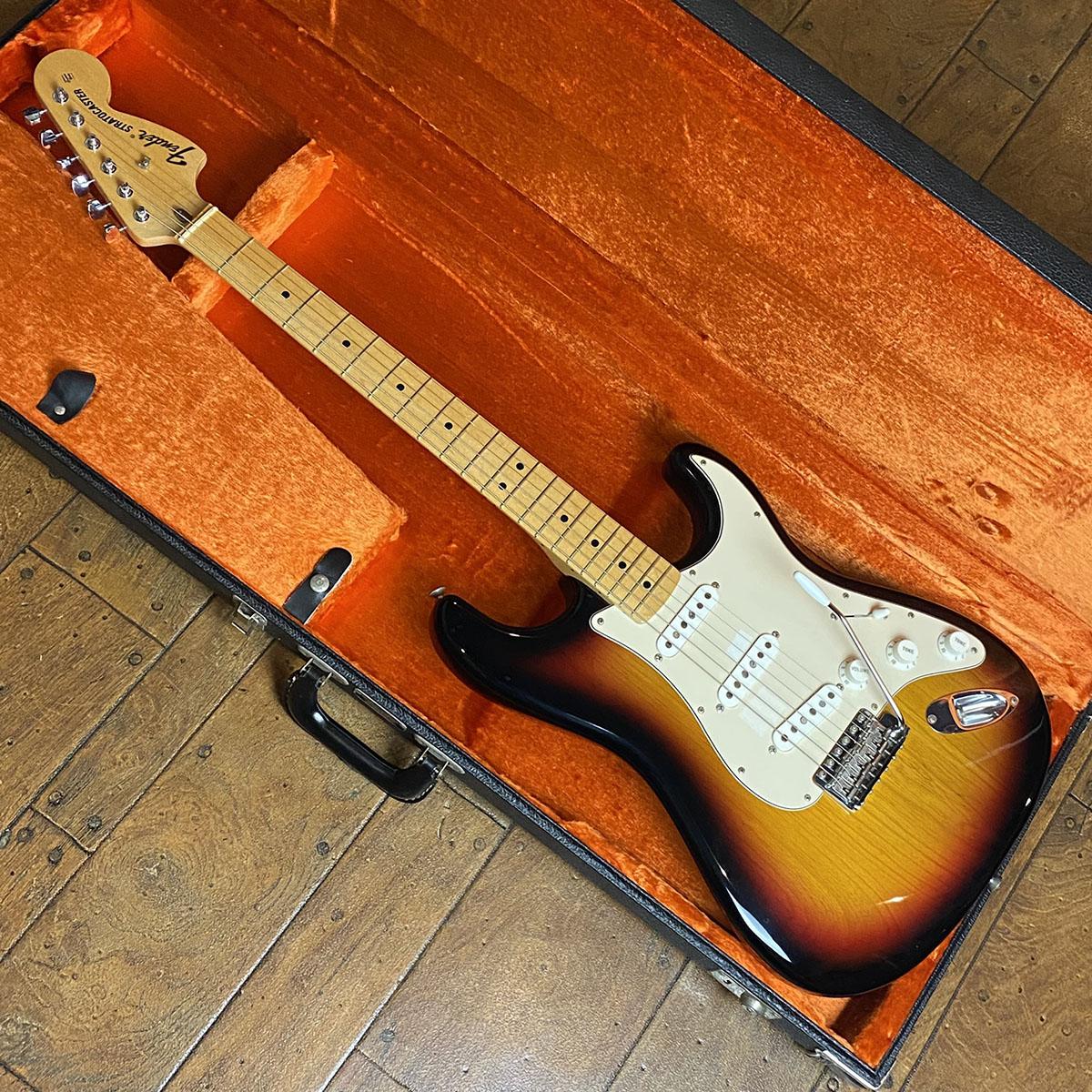 Fender USA American Vintage 70 Stratocaster 3Color Sunburst