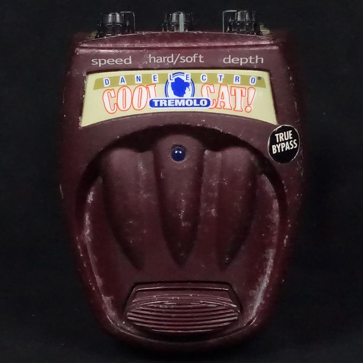 Danelectro Cool Cat Tremolo CT-1 トレモロ Danelectro Cool Cat Tremolo Pedal - Demo - Test CT-1 - YouTube