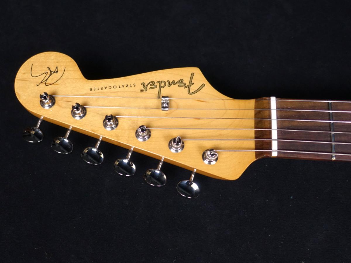 Fender Robert Cray Stratocaster Violet Hard Tail フェンダー ロバート・クレイ ストラトキャスター  ハードテイル - 楽器、器材