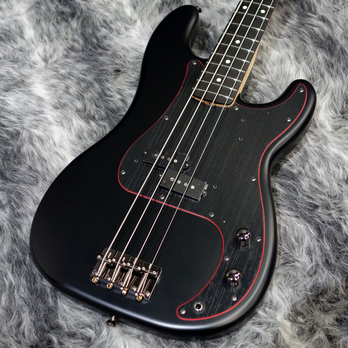 fender noir bass