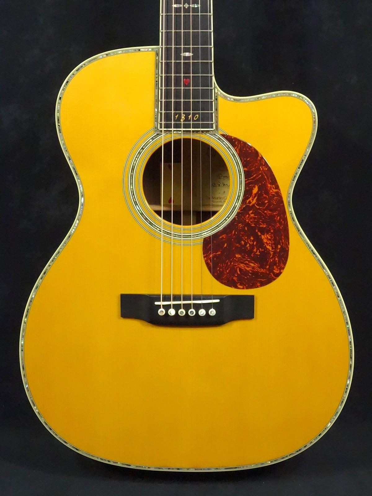 ★これは正にCFマーティン！シェイティッド CE-350ST！ 超激鳴・超美品★ ☆これは正にCFマーティン！シェイティッド CE-350ST！ 超激鳴