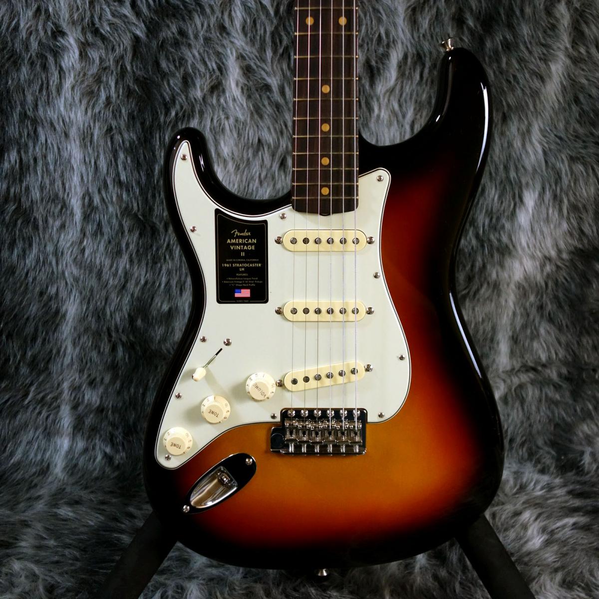 Fender USA American Vintage II 1961 Stratocaster Left-Hand 3