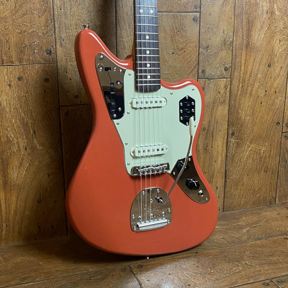 Fender FSR Made in Japan Traditional II 60s Jaguar RW Fiesta Red Maching  Head｜平野楽器 ロッキン オンラインストア